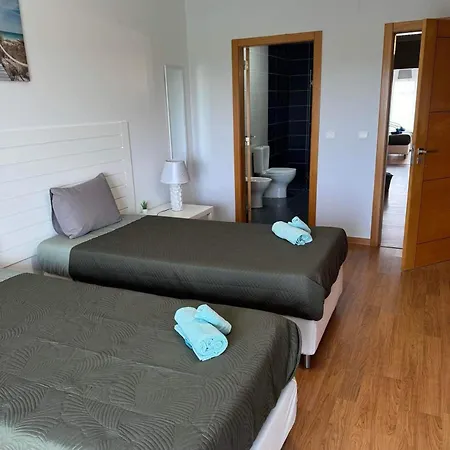 Sunny Baleal Ferrel (Leiria)